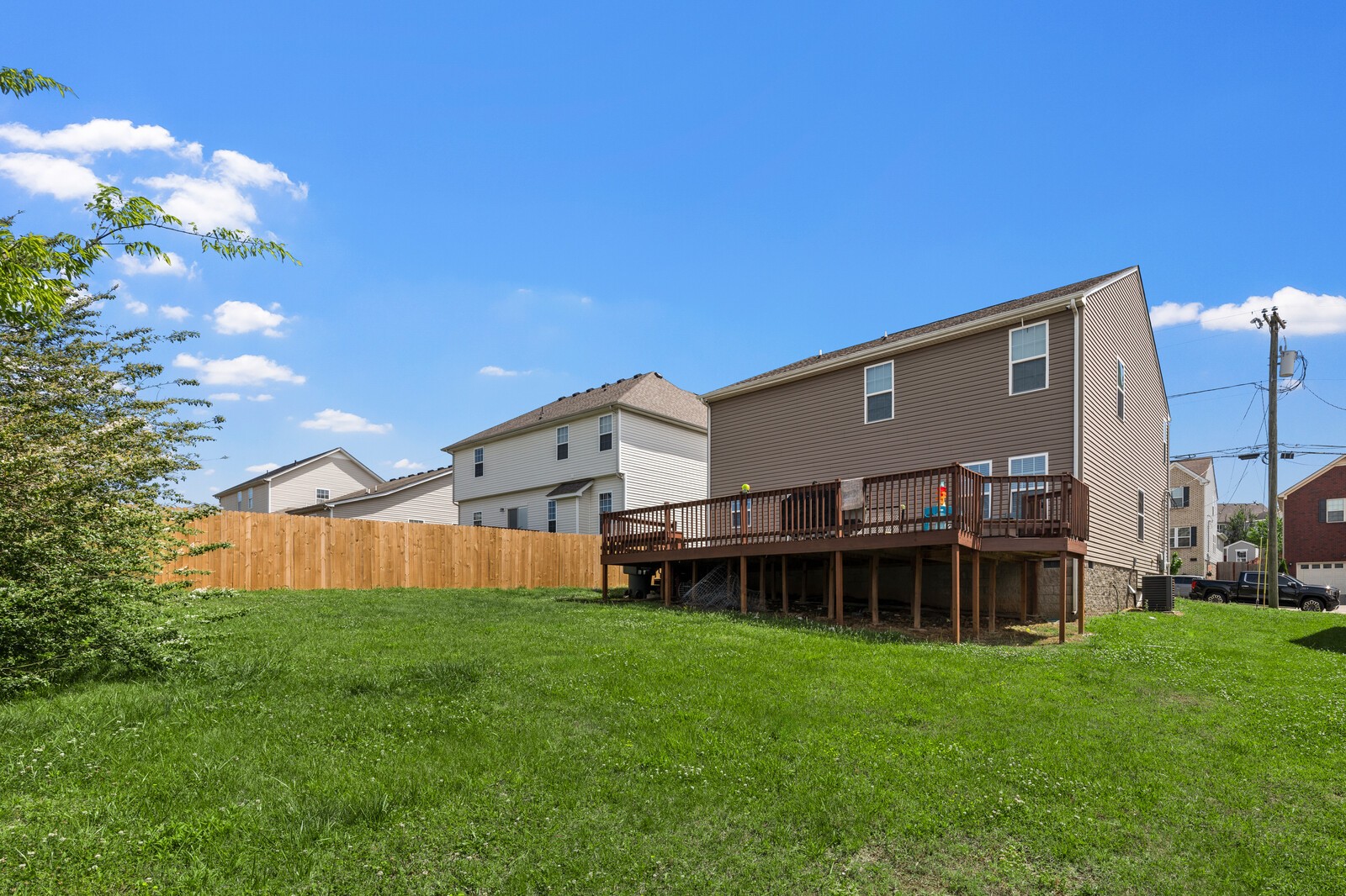 1433 Ohara Dr Property Photo 47