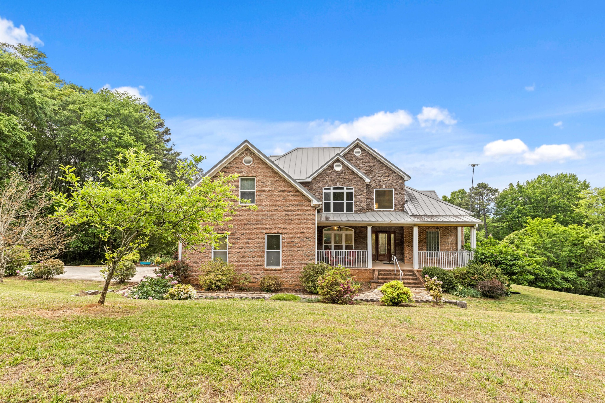 6819 Big Ridge Road Property Photo 1