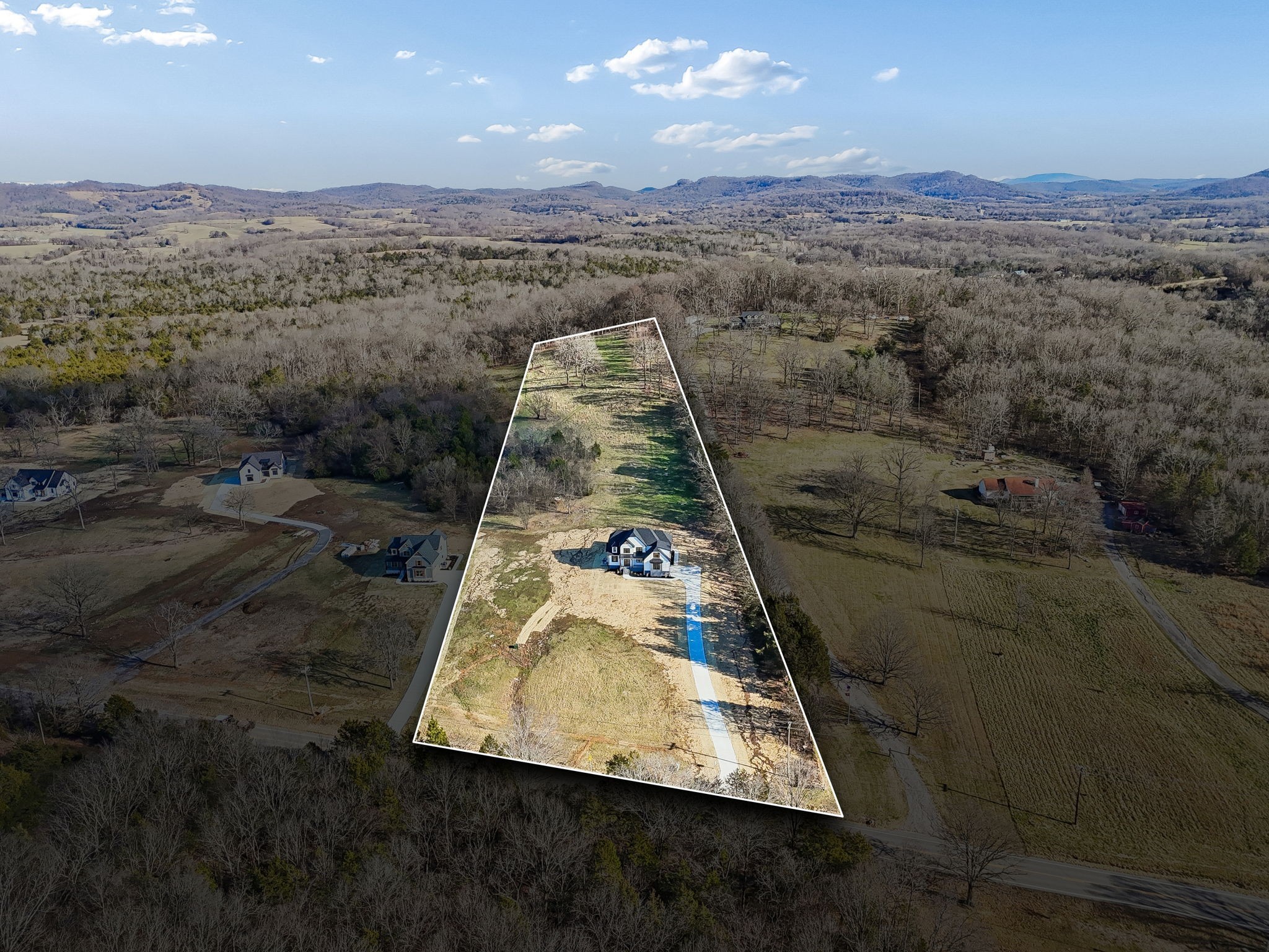 13821 Cainsville Rd Property Photo 2