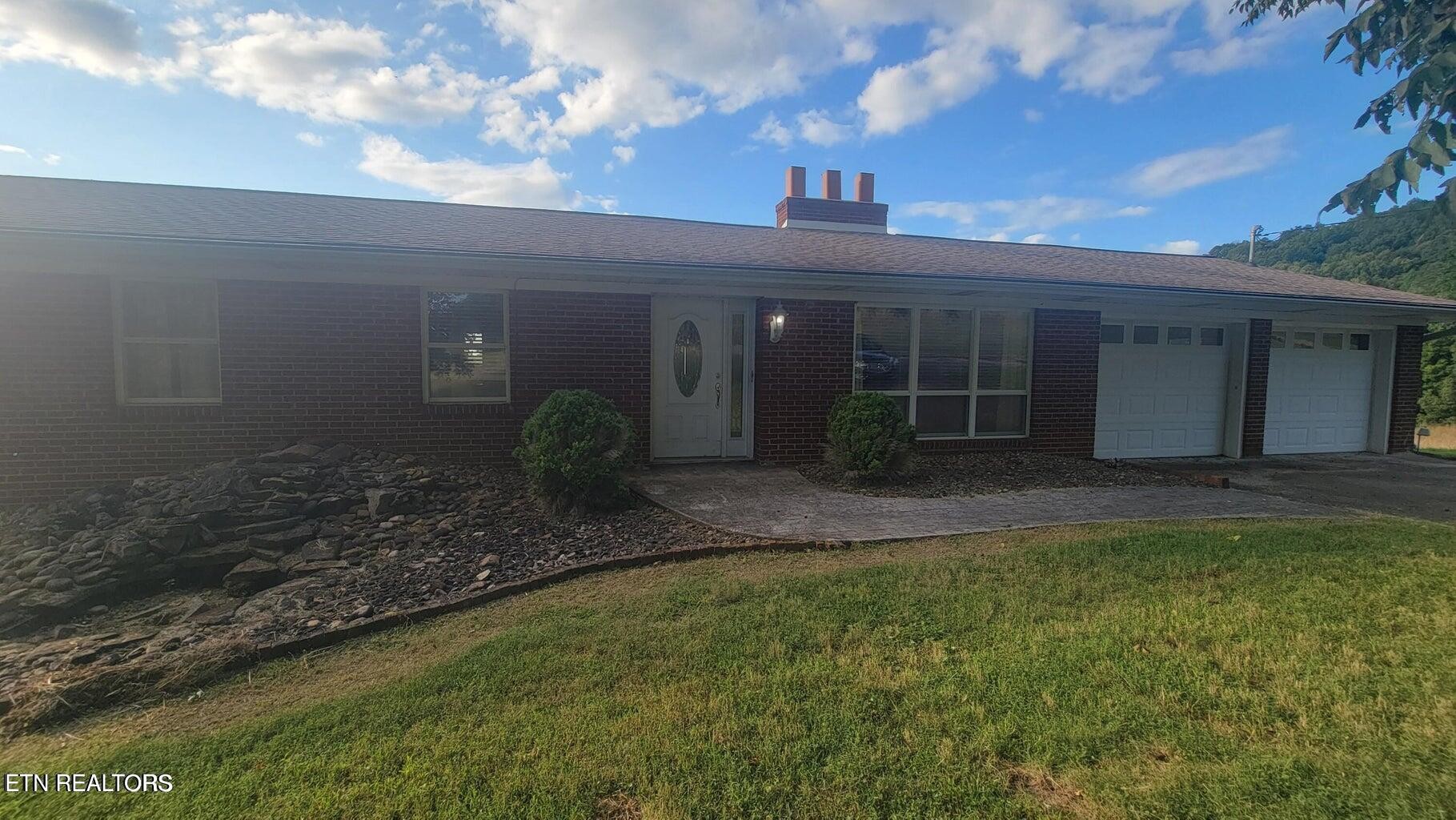 339 Sparks Landing Rd Property Photo 1