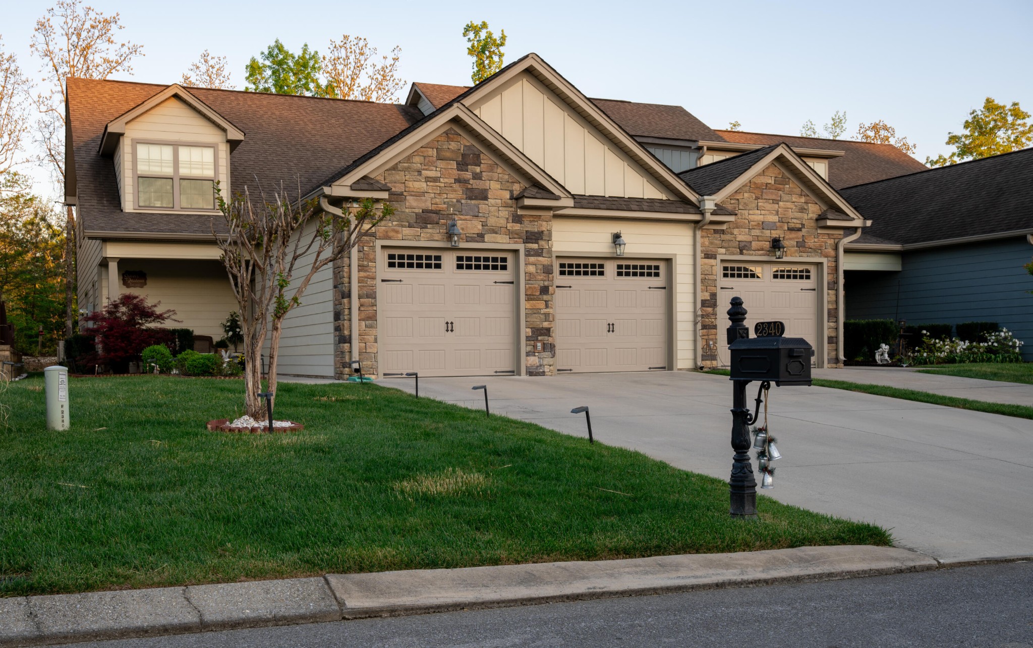 2340 Rivendell Lane Property Photo 1