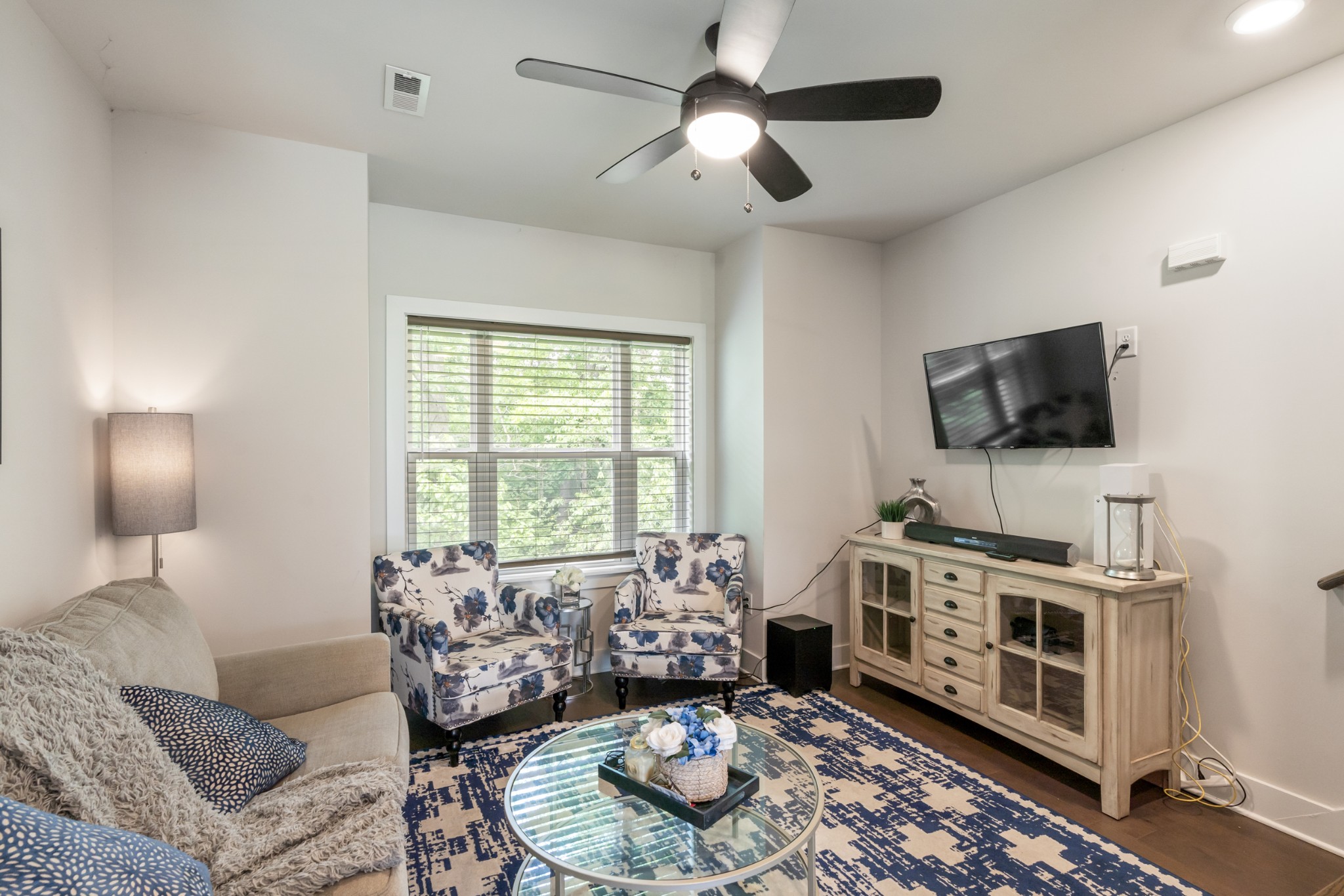 450 Glastonbury Rd