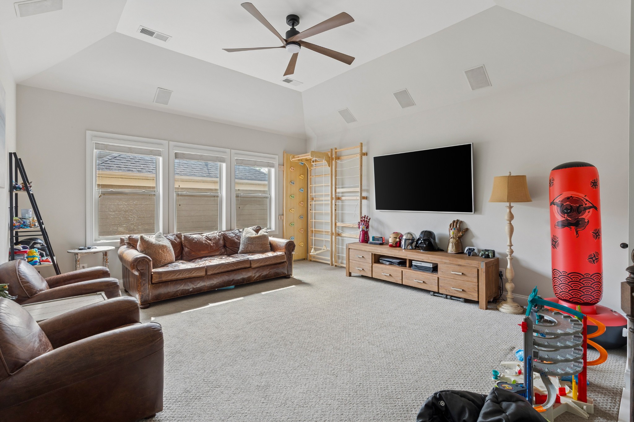 110 Ashington Cir Property Photo 37