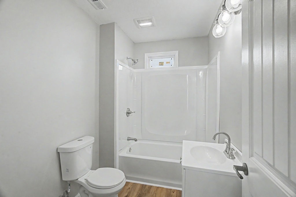 219 Cherry St Property Photo 7