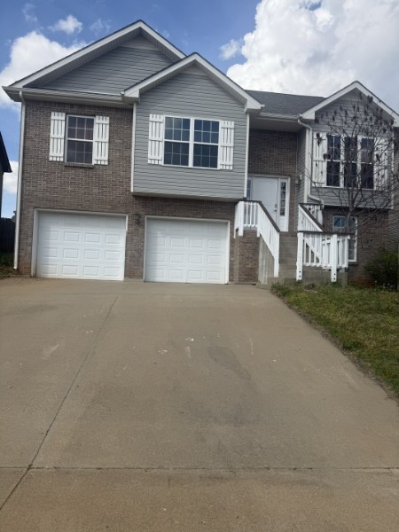 613 Snowshoe Ln Property Photo 1