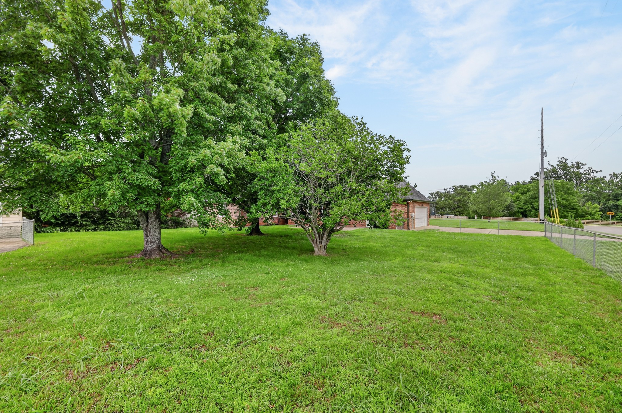 1015 Brinkley Rd Property Photo 11