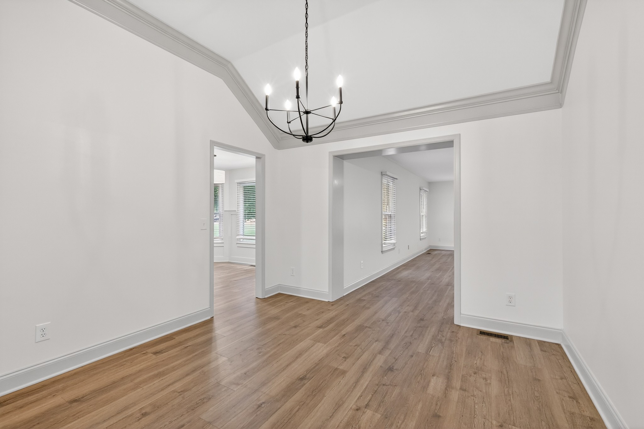 1015 Brinkley Rd Property Photo 17