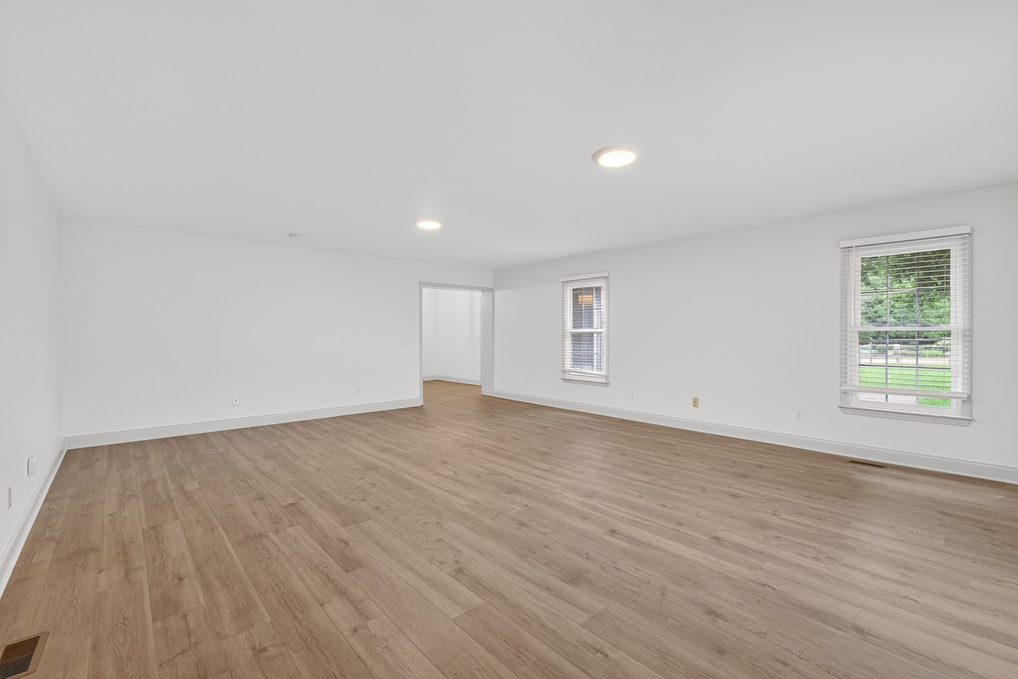 1015 Brinkley Rd Property Photo 21