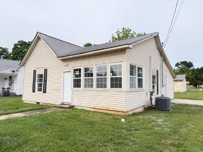 102 Hodges St, N Property Photo 1