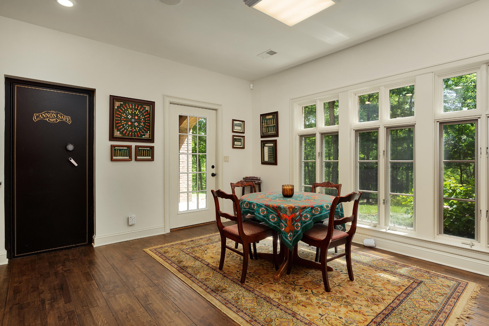 911 New England Road Property Photo 88