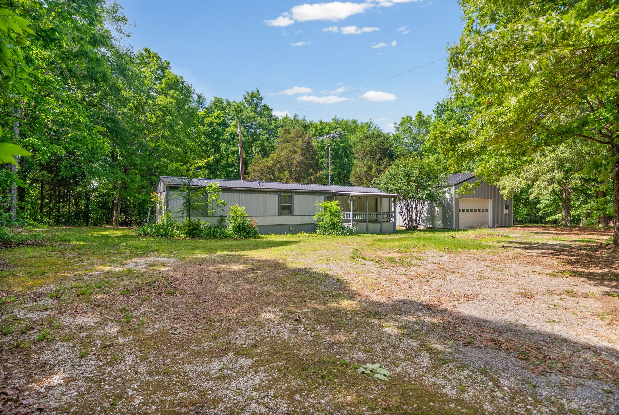 206 Boat Dock Rd Property Photo 2