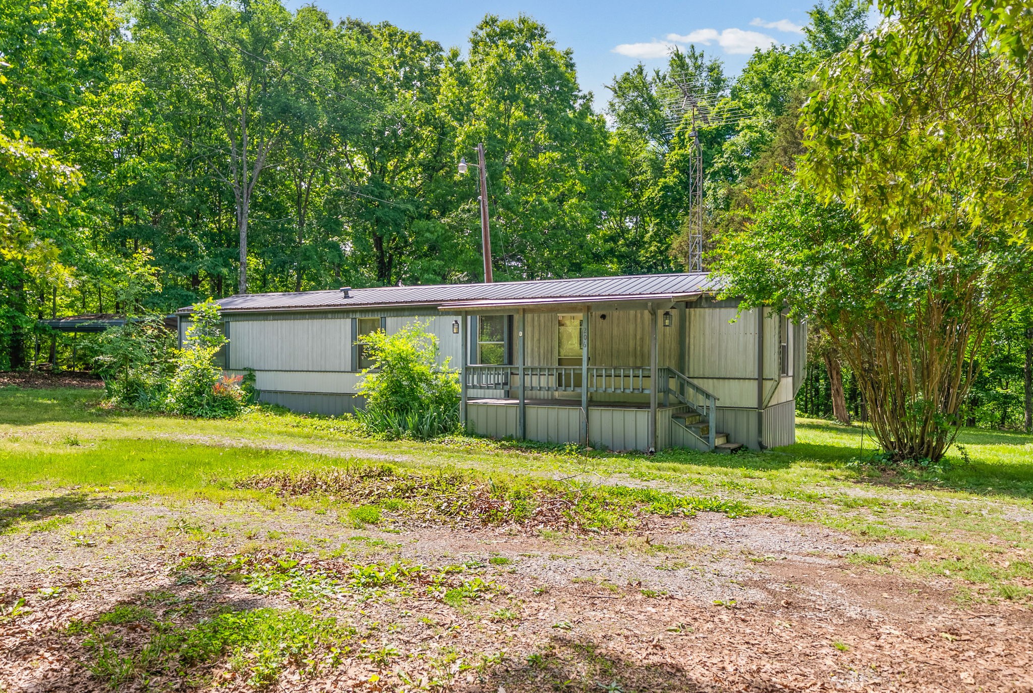 206 Boat Dock Rd Property Photo 3