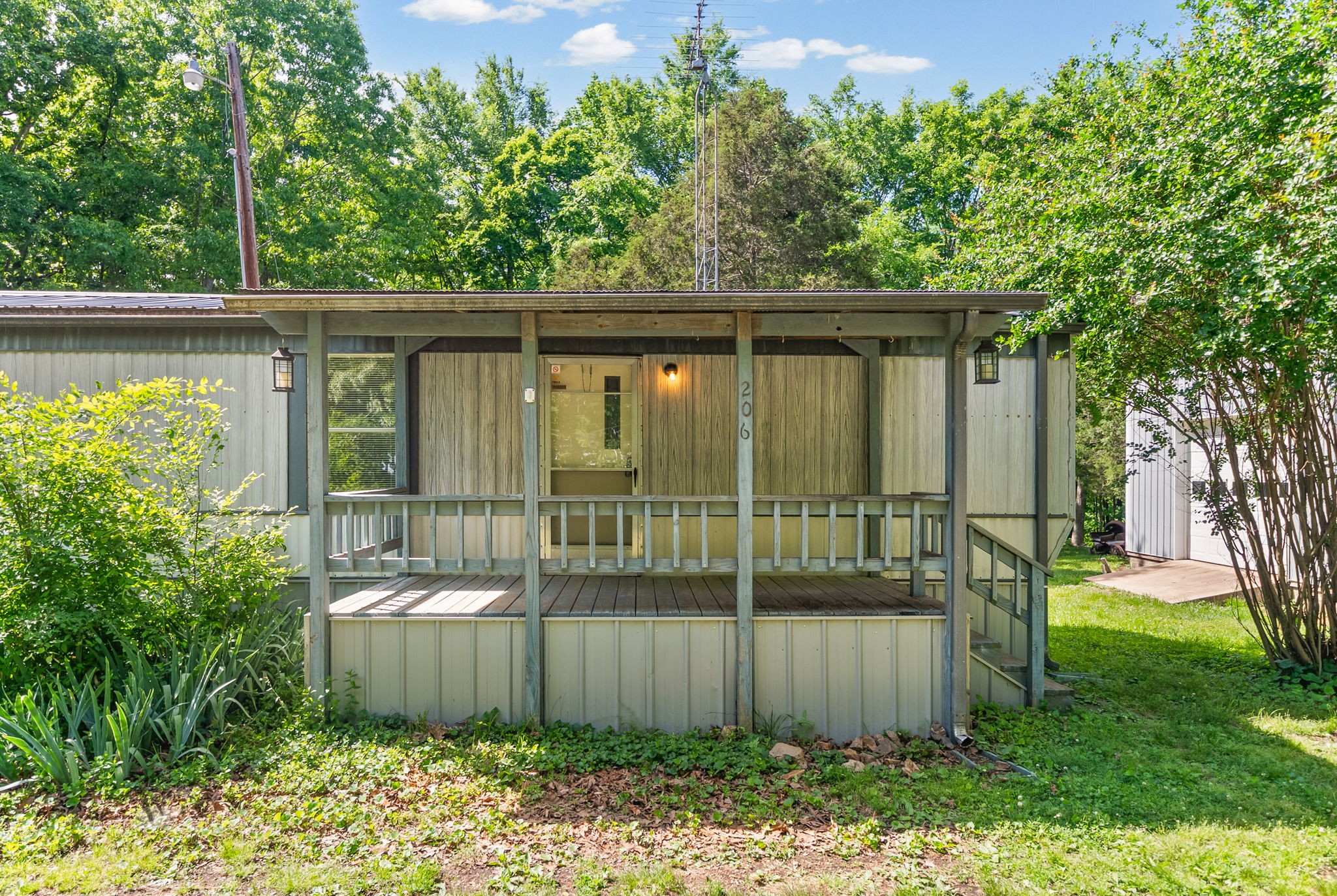 206 Boat Dock Rd Property Photo 4