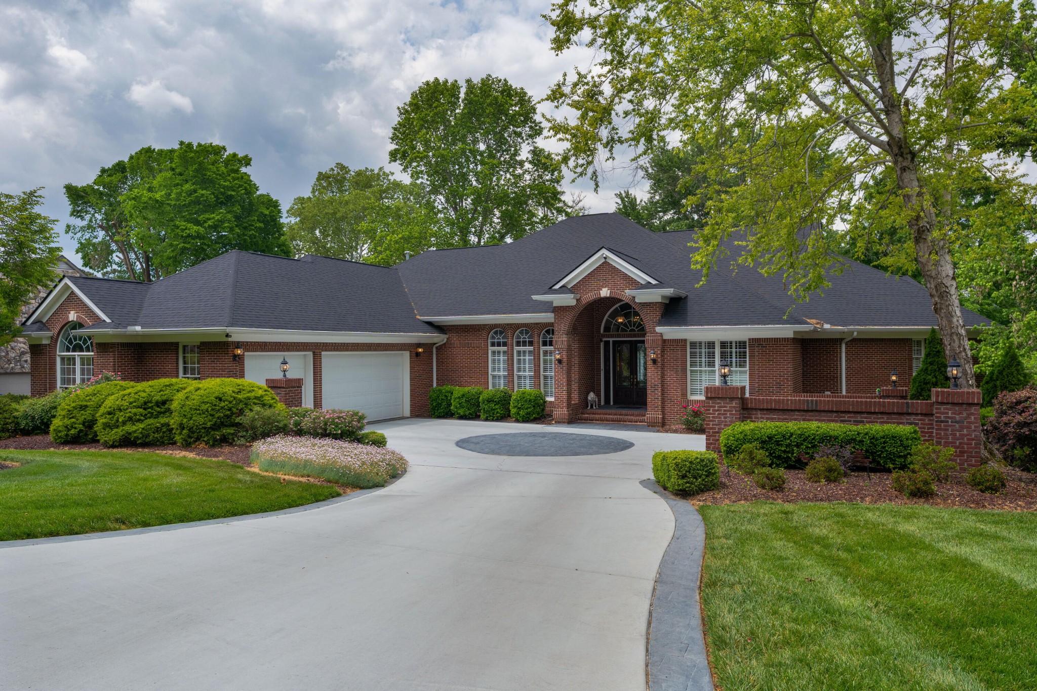 4925 Bal Harbor Circle Property Photo 1