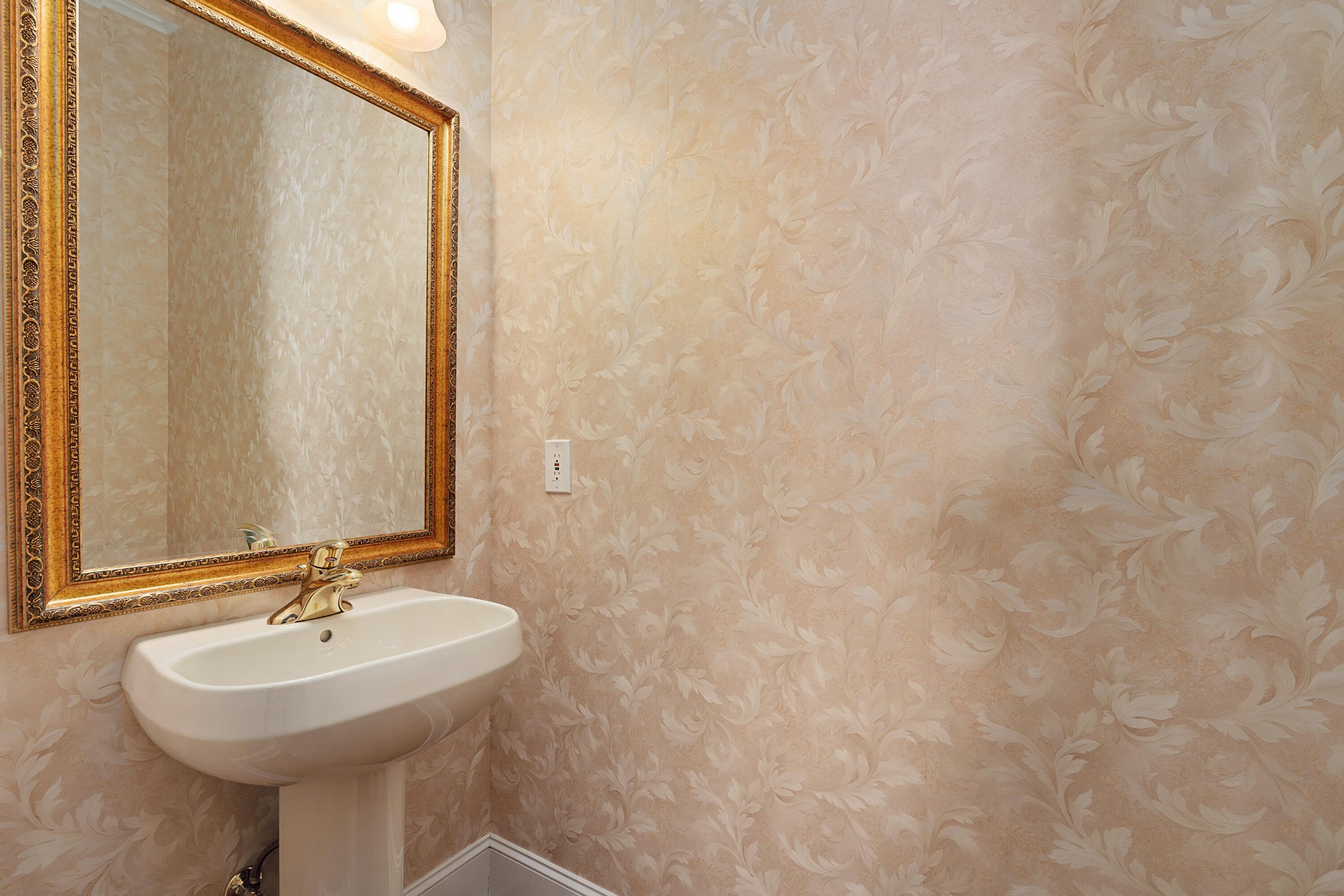 4925 Bal Harbor Circle Property Photo 26