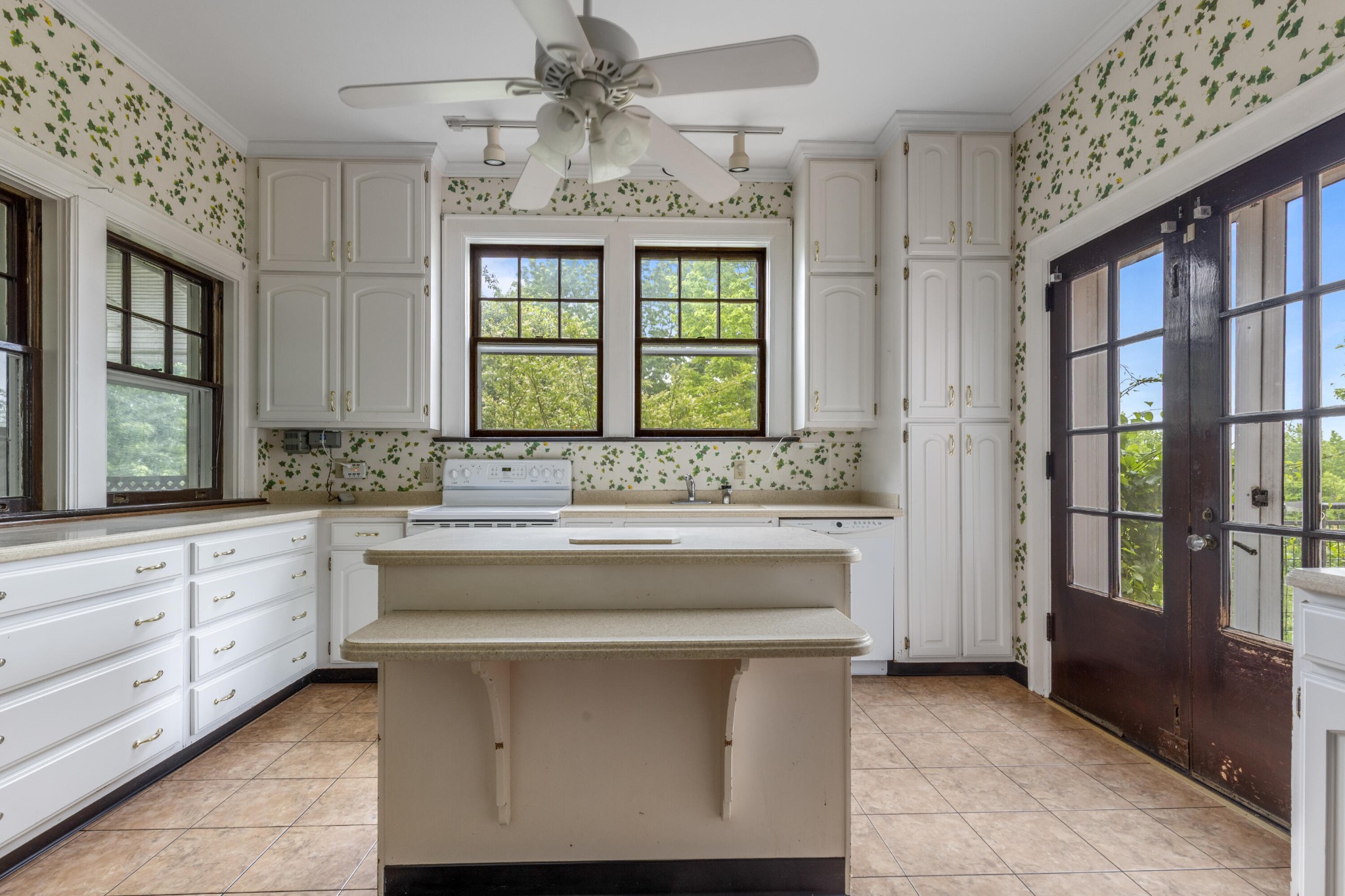 209 Browntown Road Property Photo 19