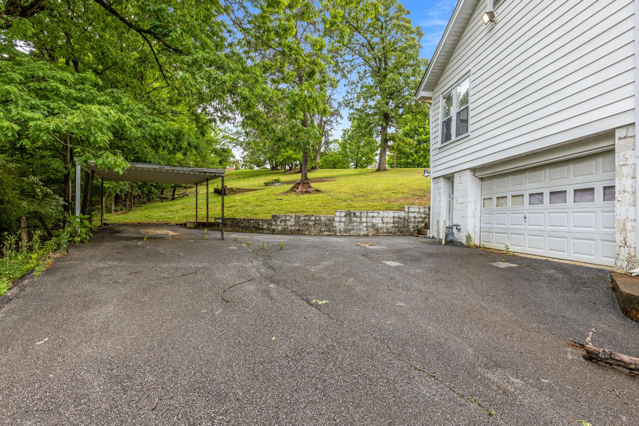209 Browntown Road Property Photo 90