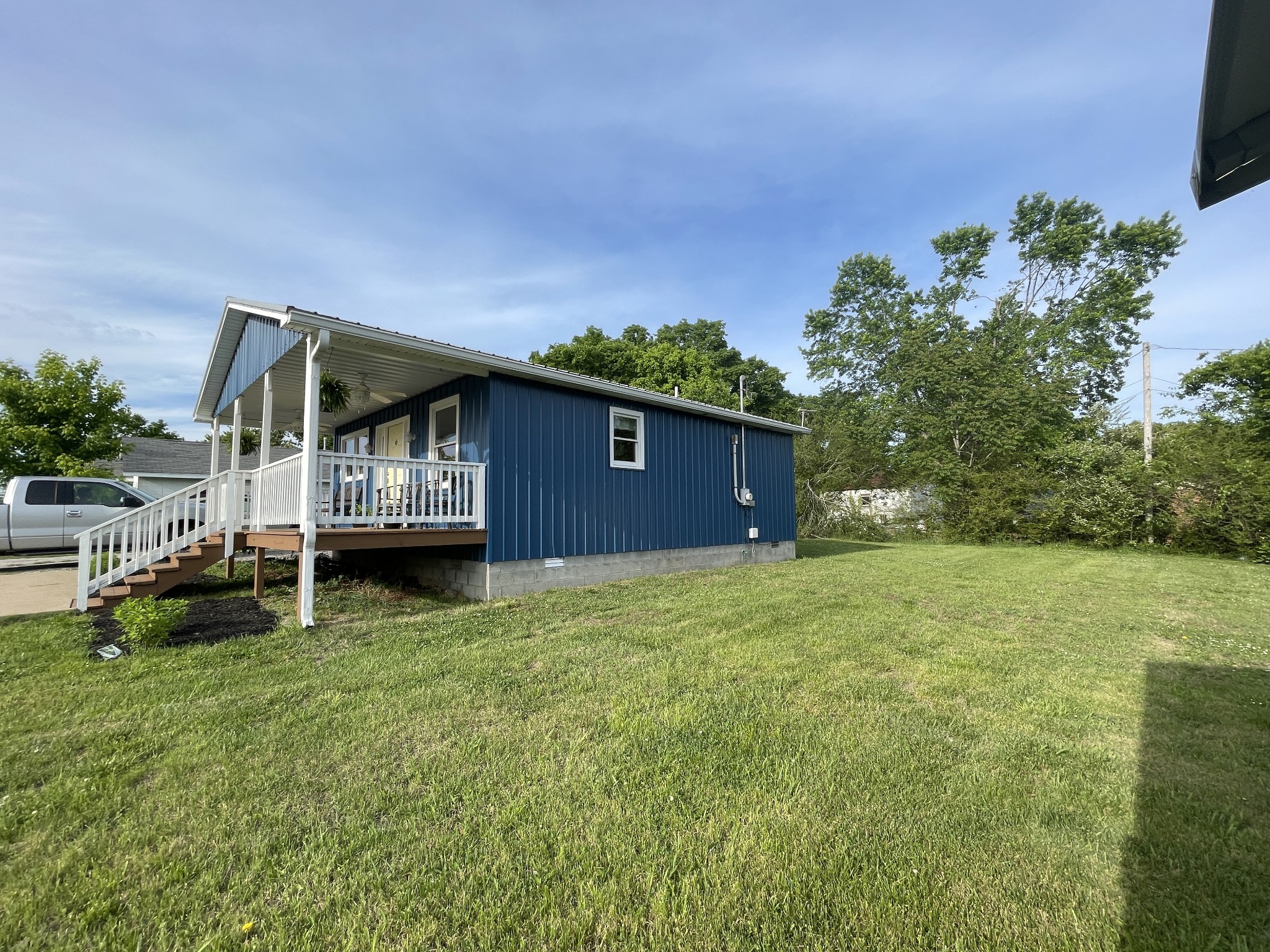 105 General Ave Property Photo 16