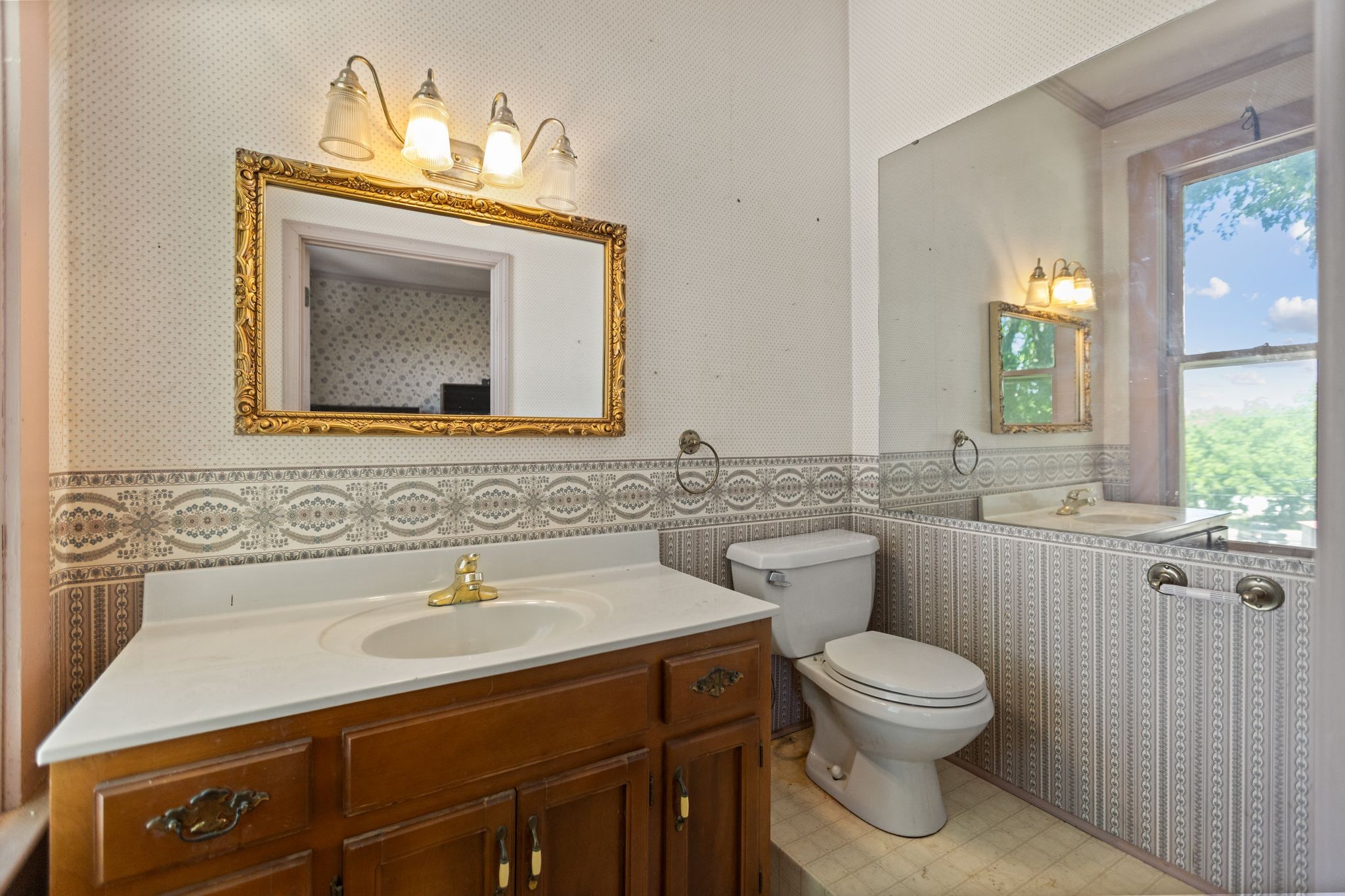 617 Mulberry Ave Property Photo 38