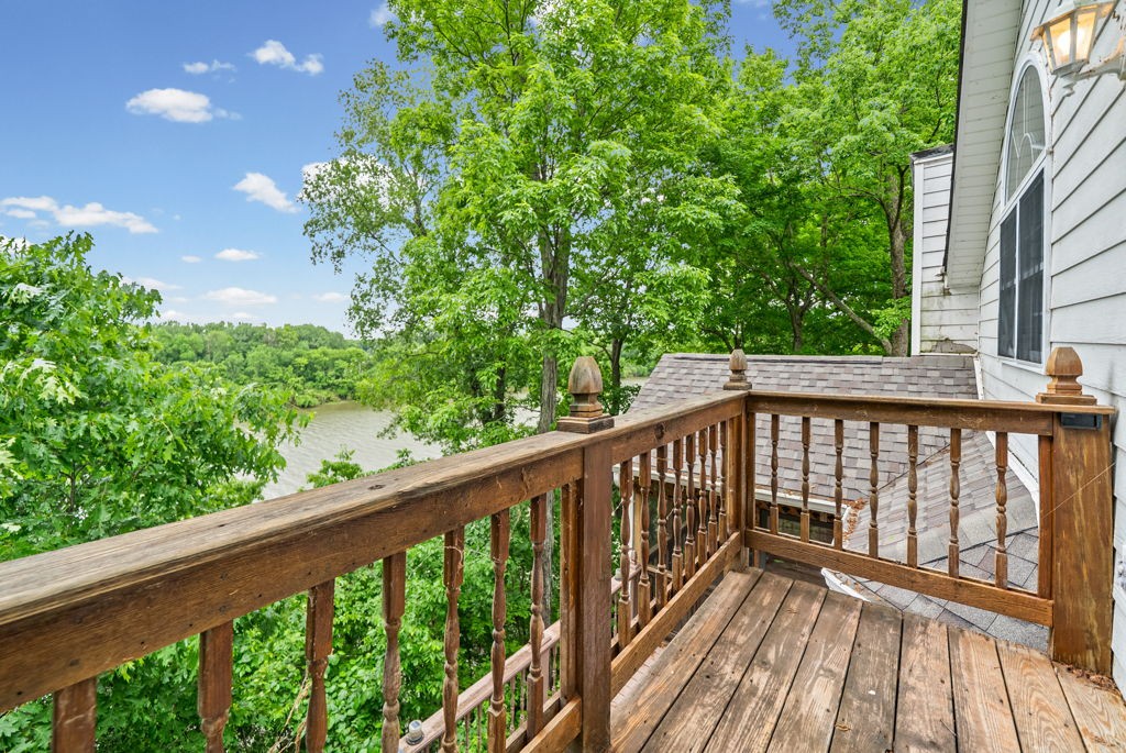151 Rose Dr Property Photo 37