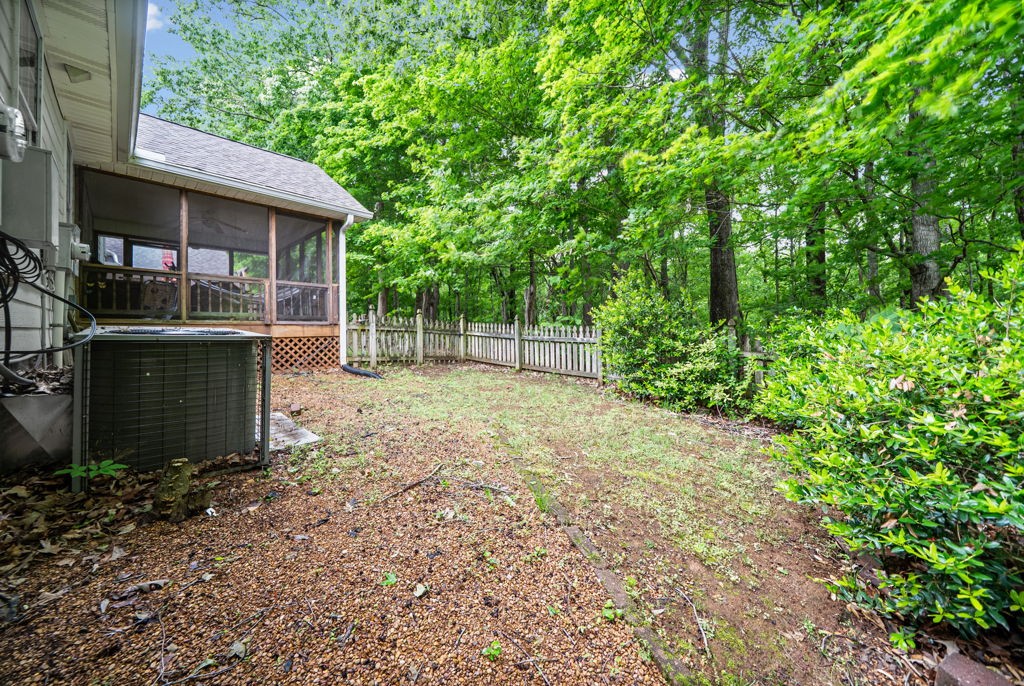 151 Rose Dr Property Photo 38