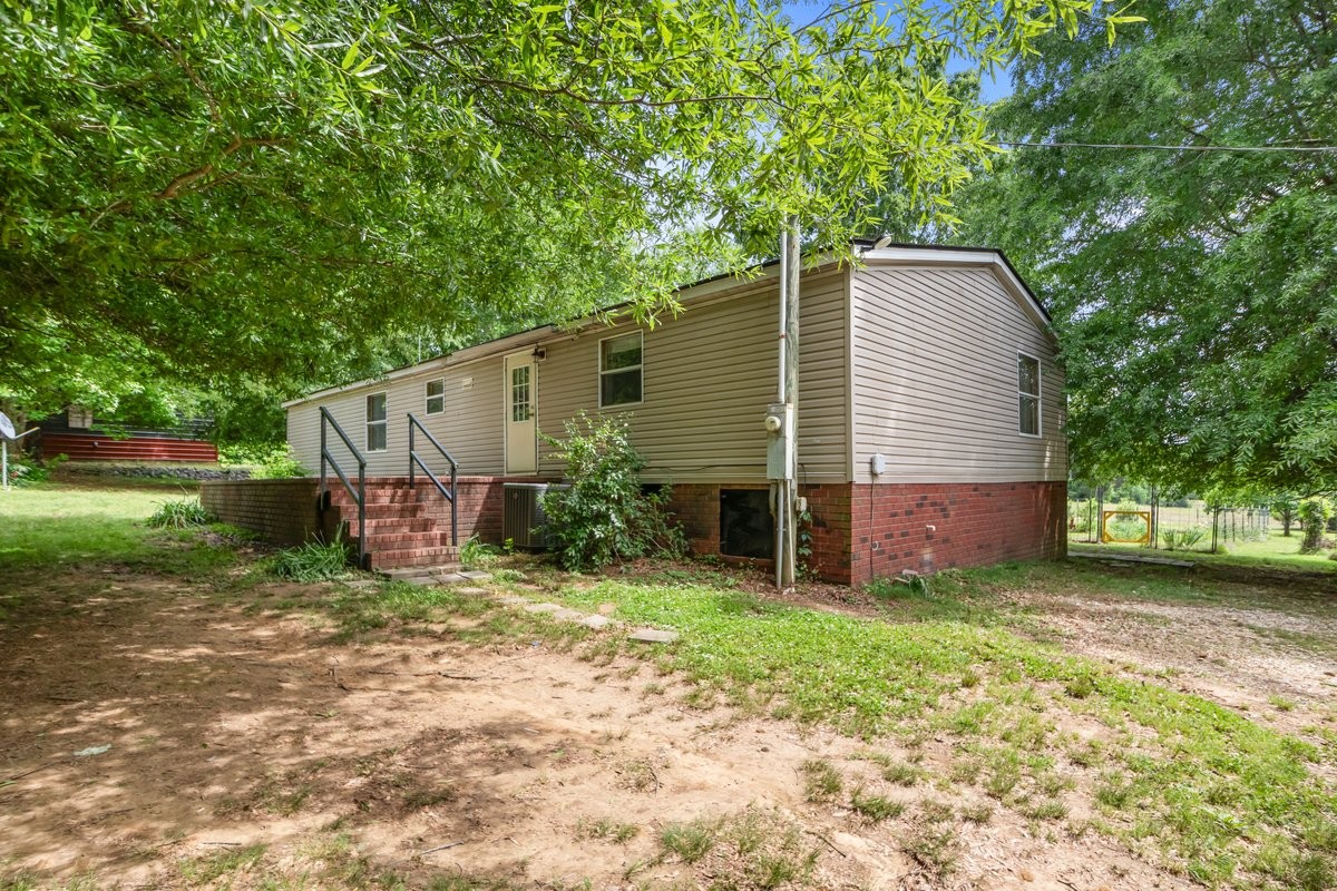 6120 Flatwoods Rd Property Photo 5