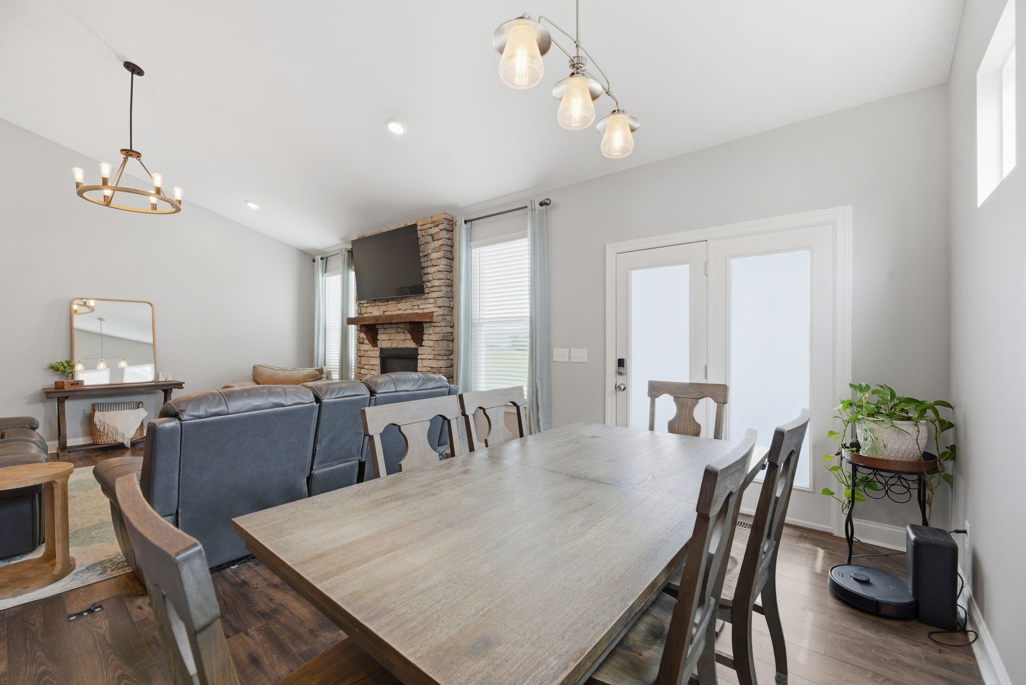 1265 Cotillion Dr Property Photo 15