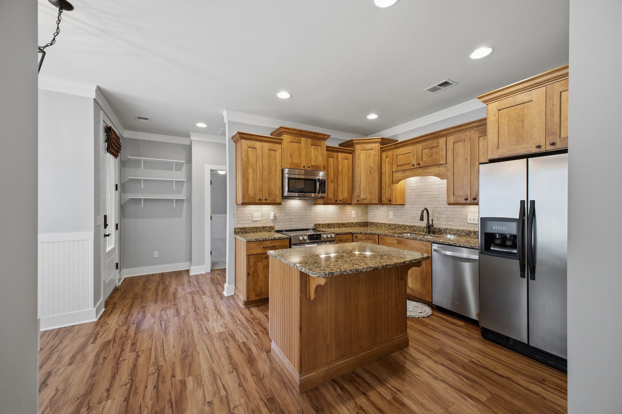 2106 Glen Haven Dr Property Photo 12