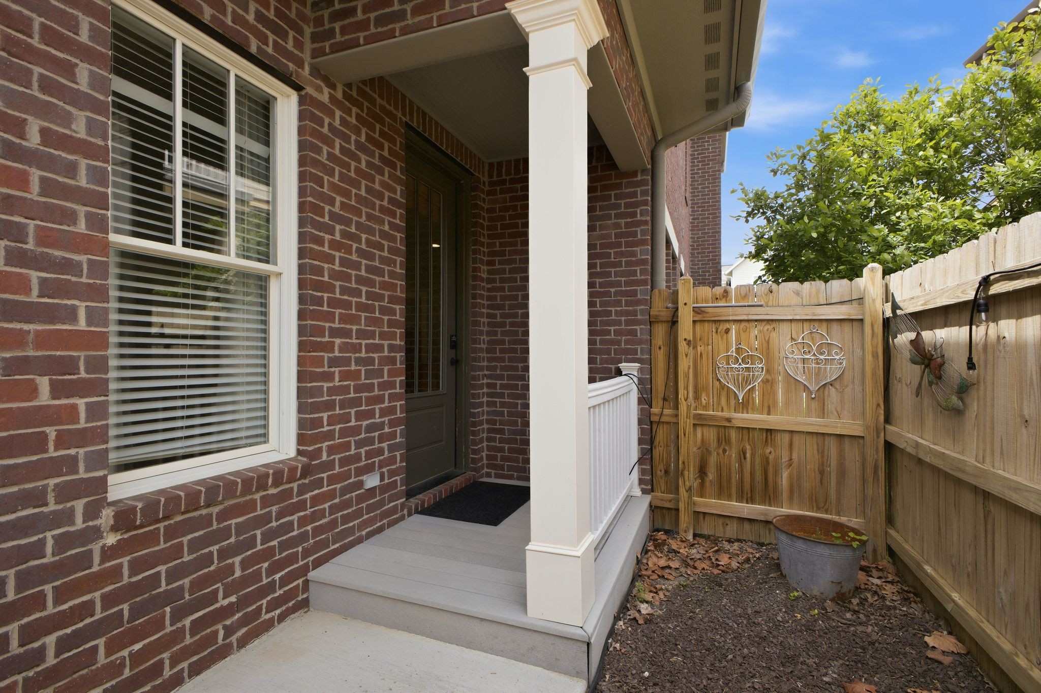 2106 Glen Haven Dr Property Photo 34