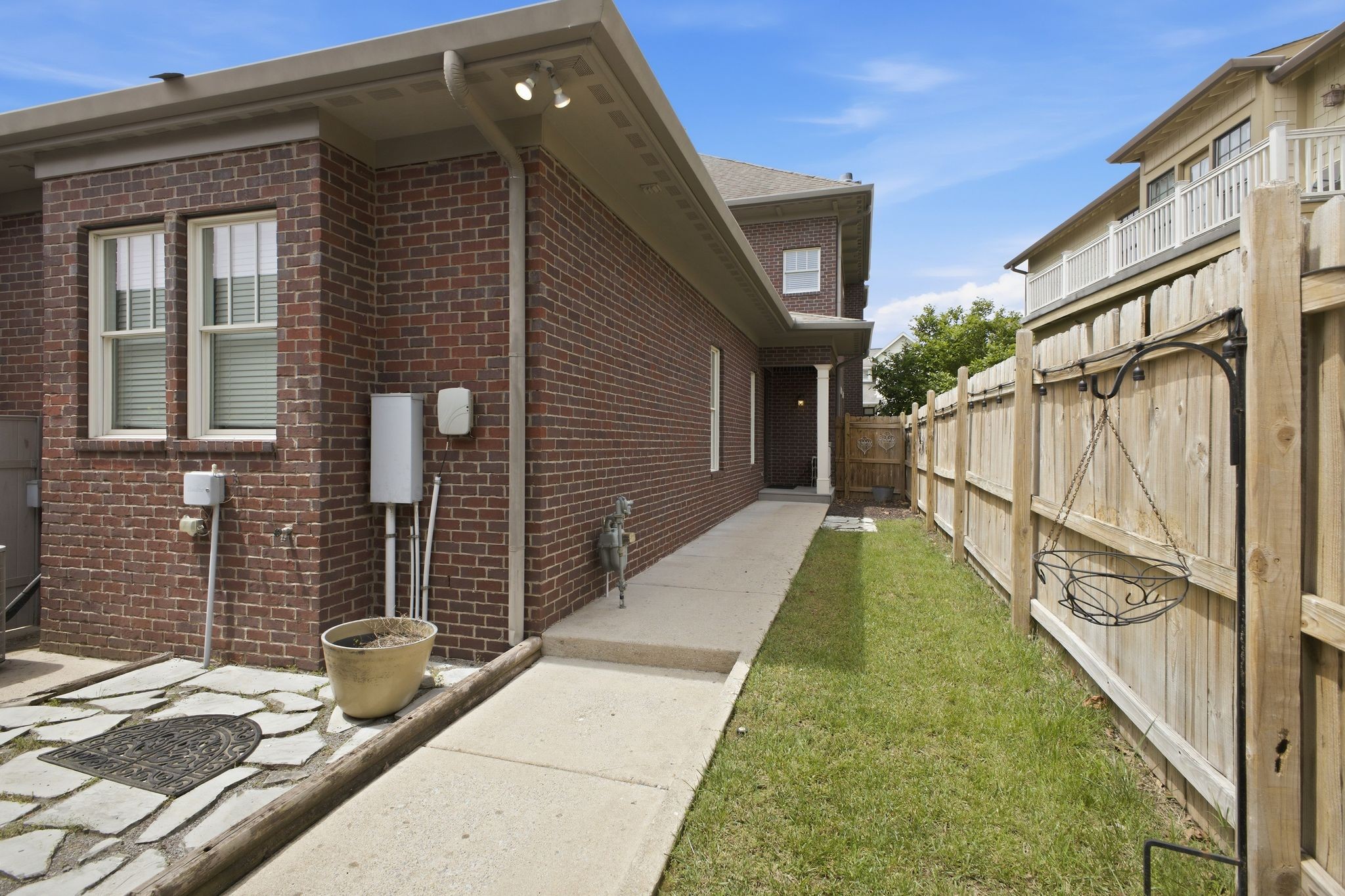 2106 Glen Haven Dr Property Photo 35