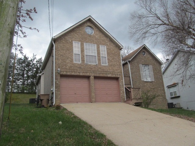 4740 Billingsgate Rd Property Photo 2