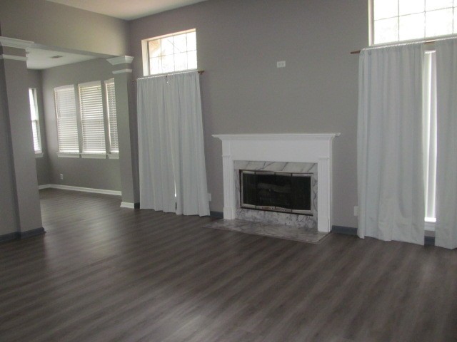 4740 Billingsgate Rd Property Photo 3