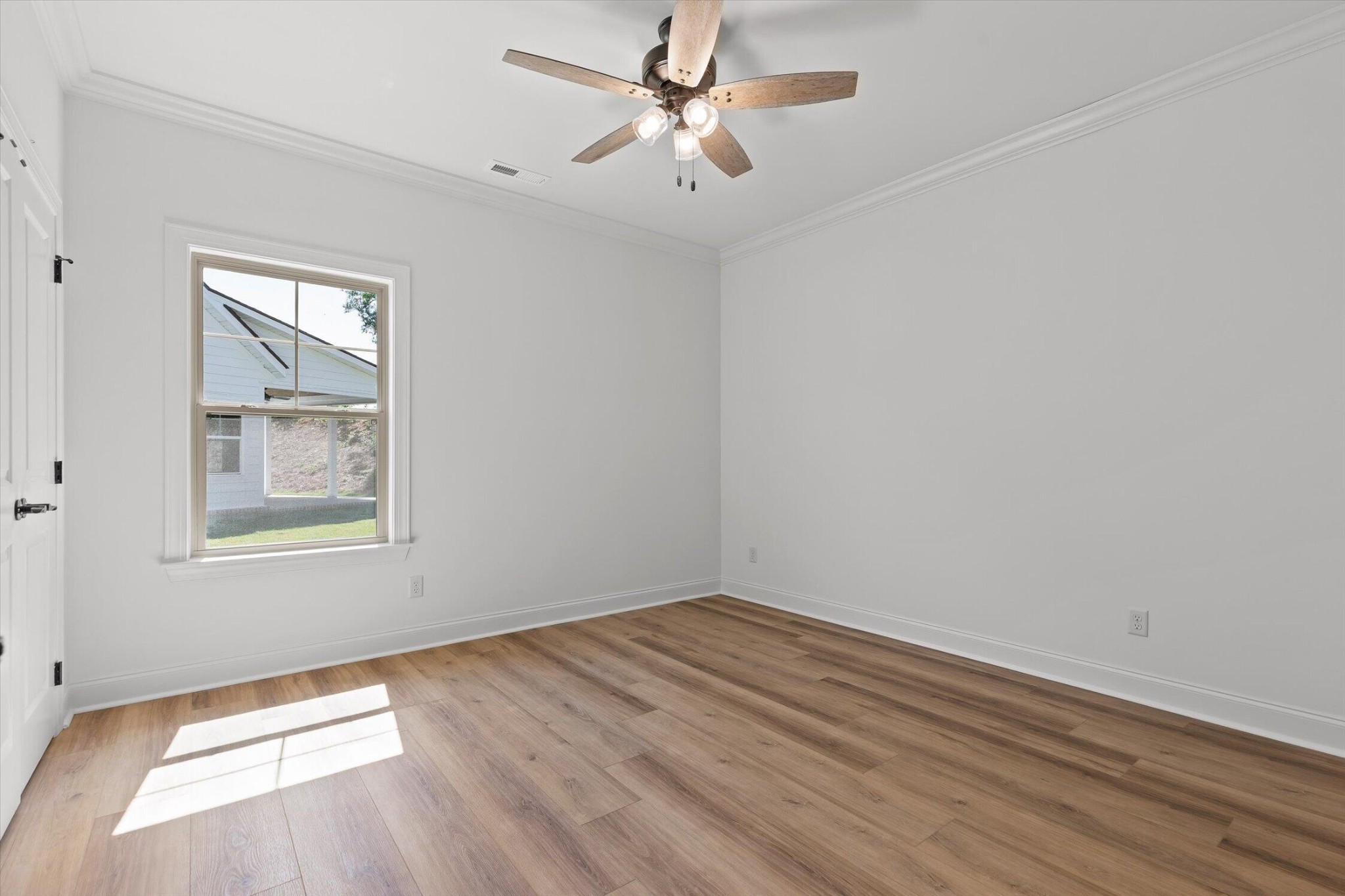 631 Willow Grove Court Property Photo 6