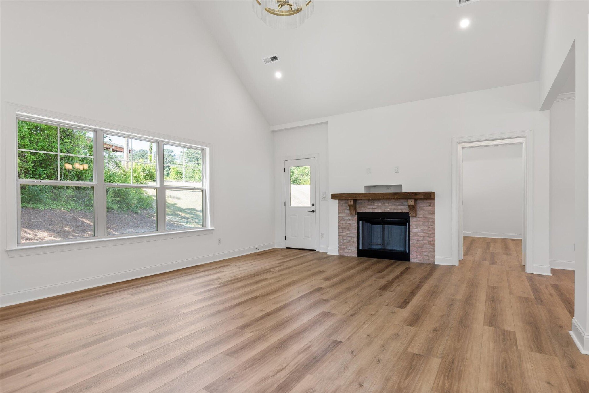 631 Willow Grove Court Property Photo 16