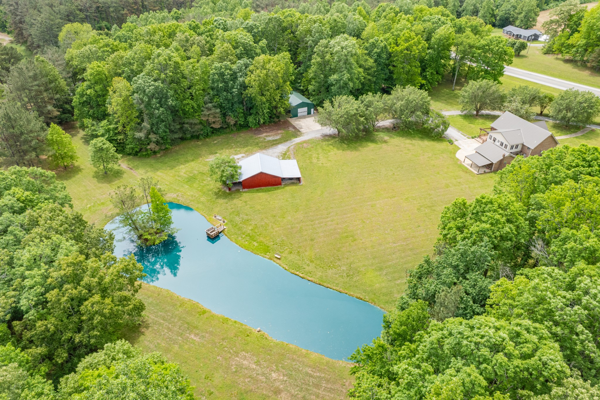 5904 New Highway 7 Property Photo 1