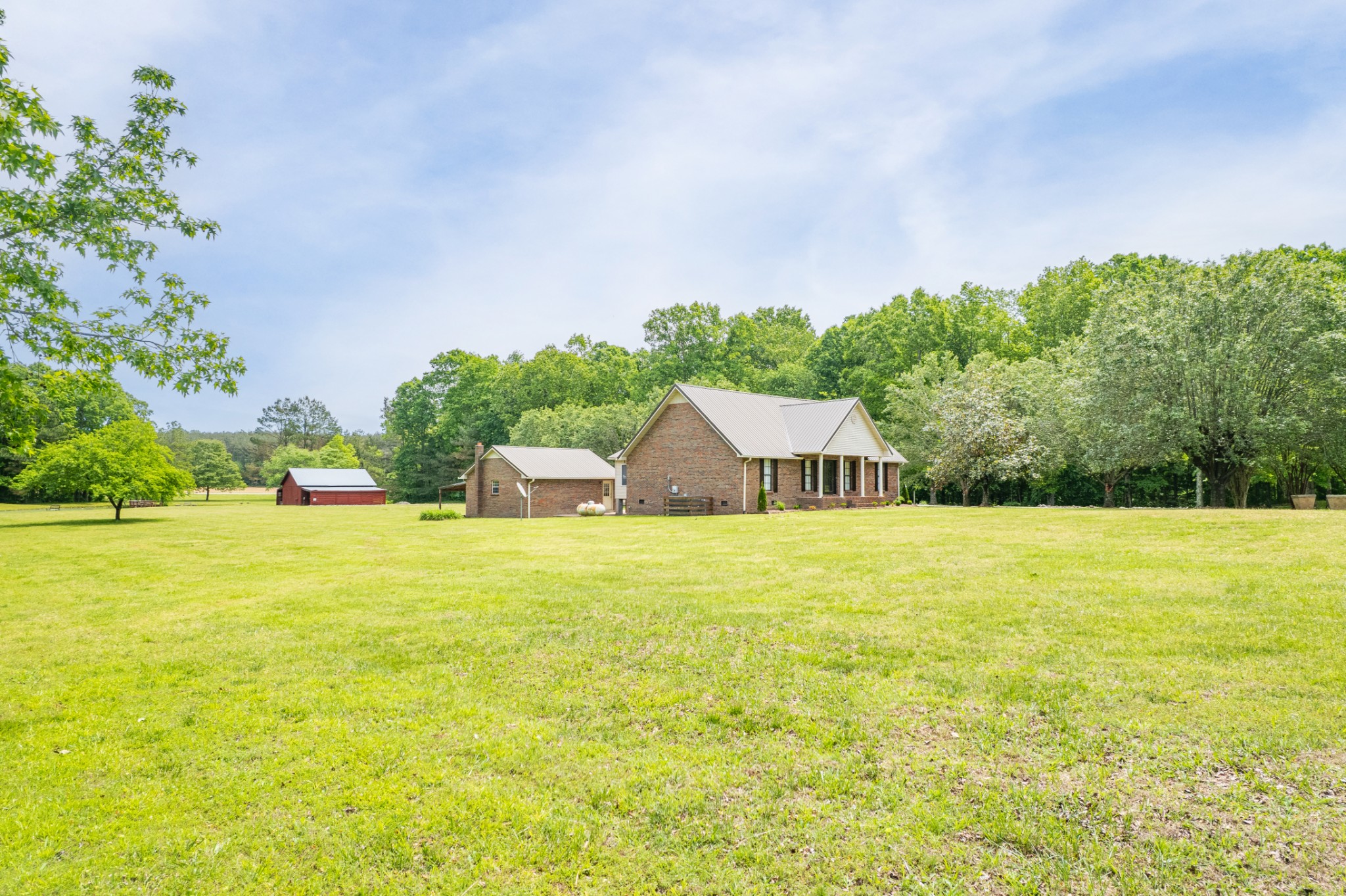 5904 New Highway 7 Property Photo 32