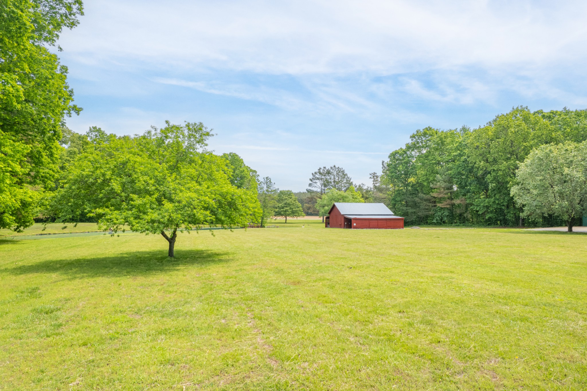 5904 New Highway 7 Property Photo 56