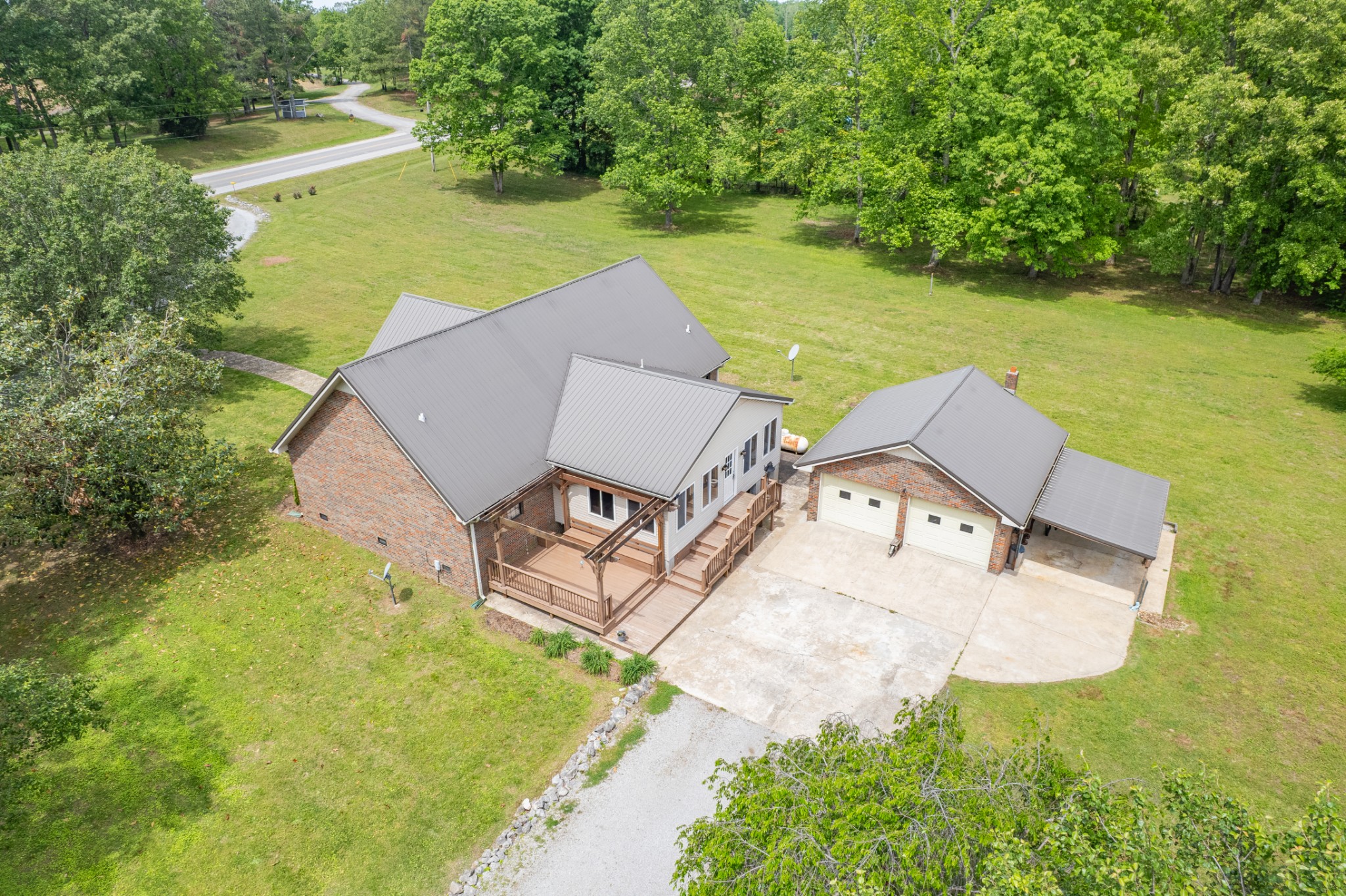 5904 New Highway 7 Property Photo 60