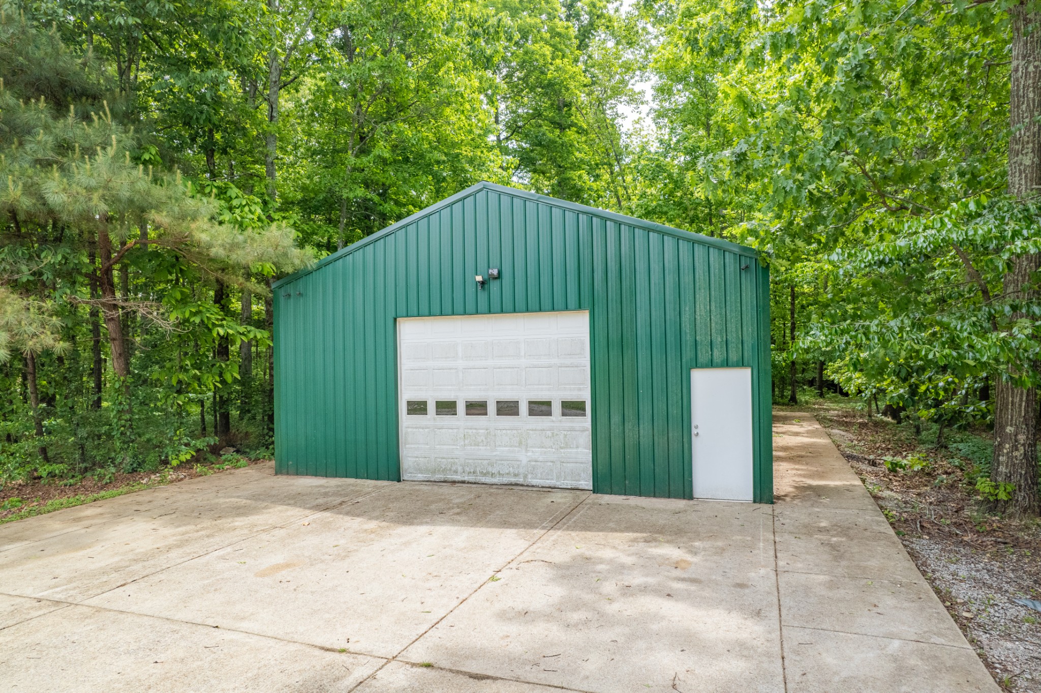 5904 New Highway 7 Property Photo 66