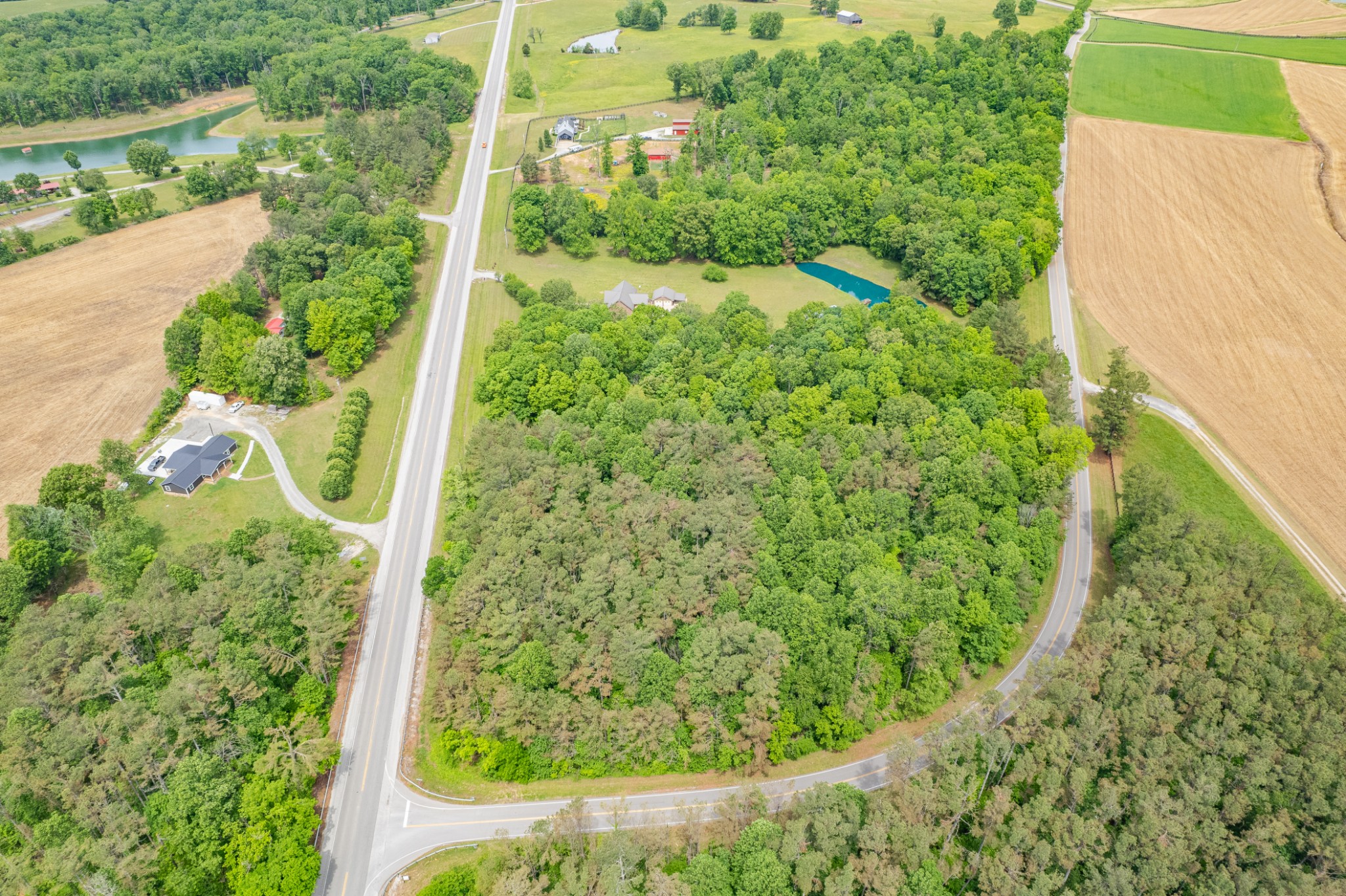 5904 New Highway 7 Property Photo 81