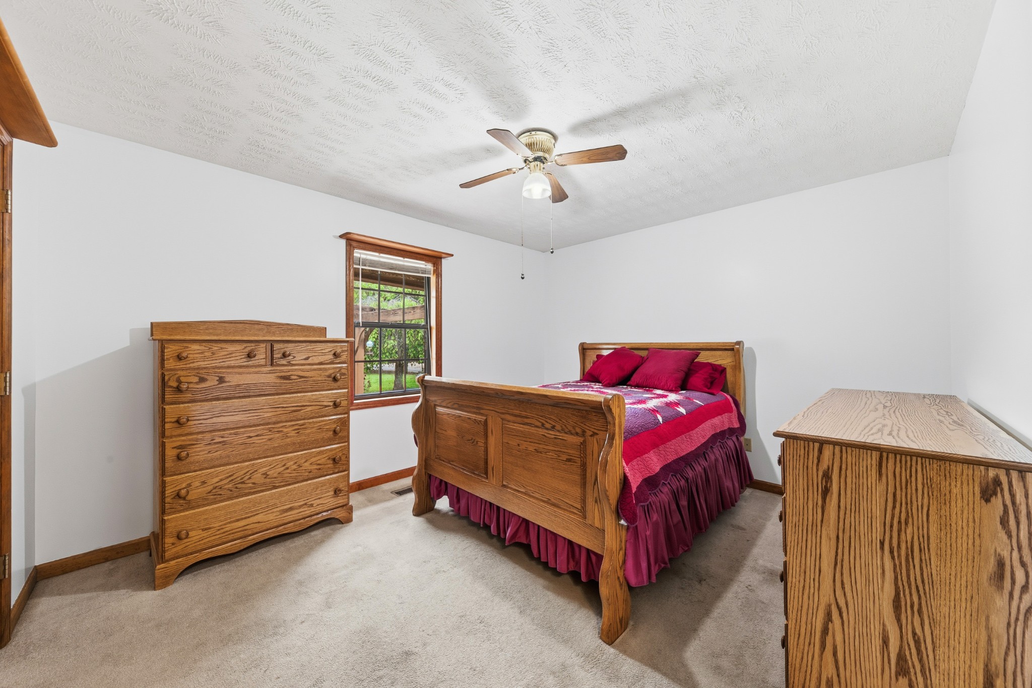 5904 New Highway 7 Property Photo 90
