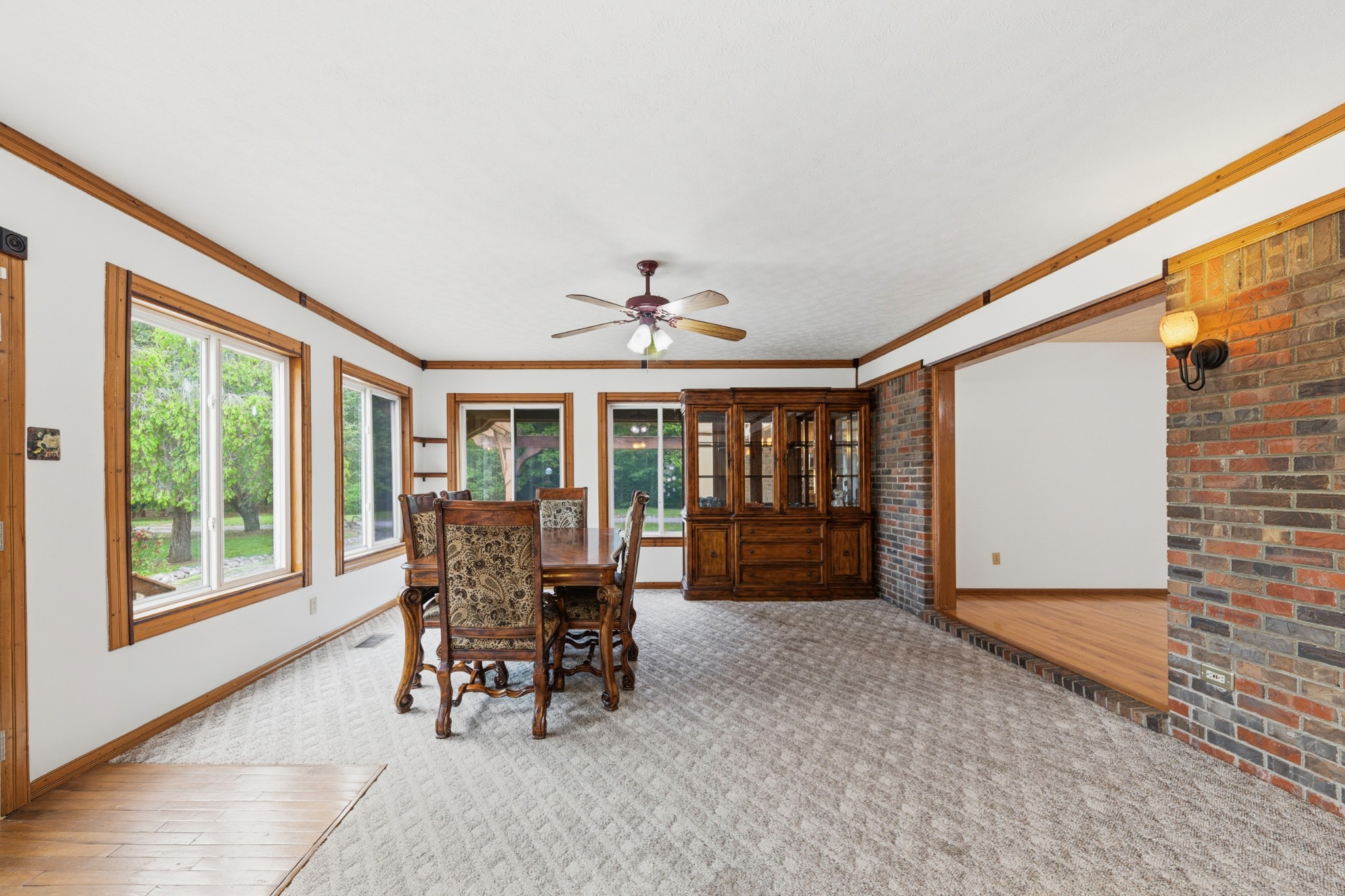 5904 New Highway 7 Property Photo 96