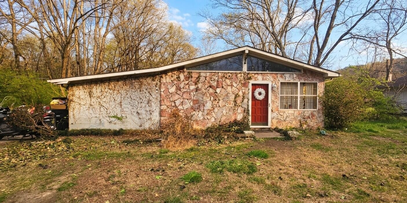 661 Long Street Property Photo 1