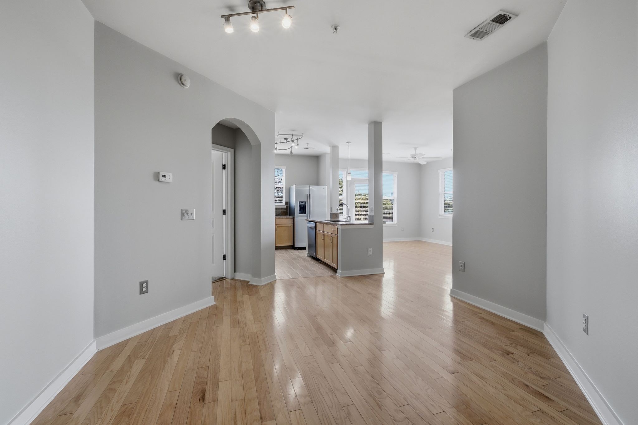 3000 Vanderbilt Pl Property Photo 11