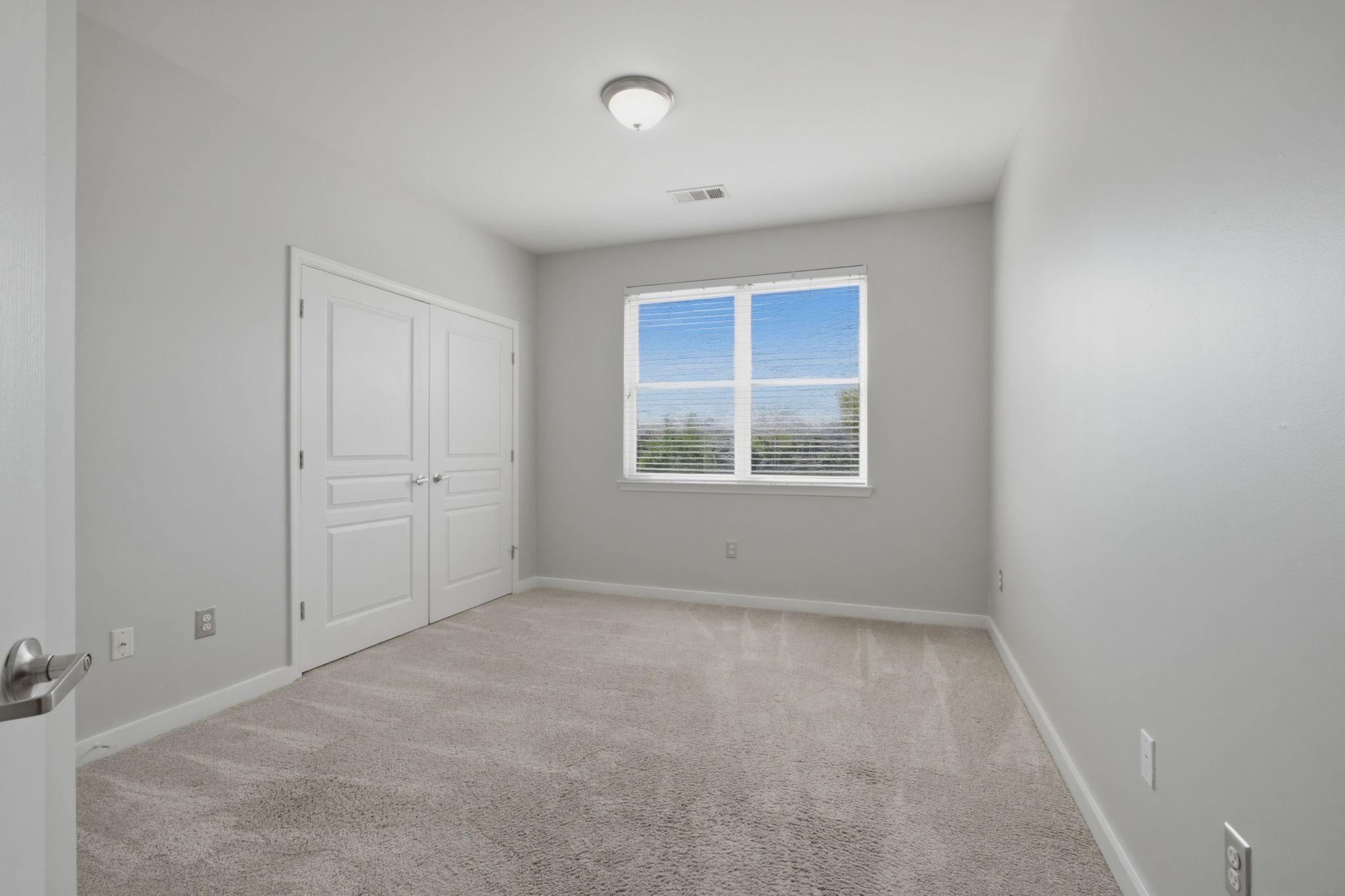 3000 Vanderbilt Pl Property Photo 26