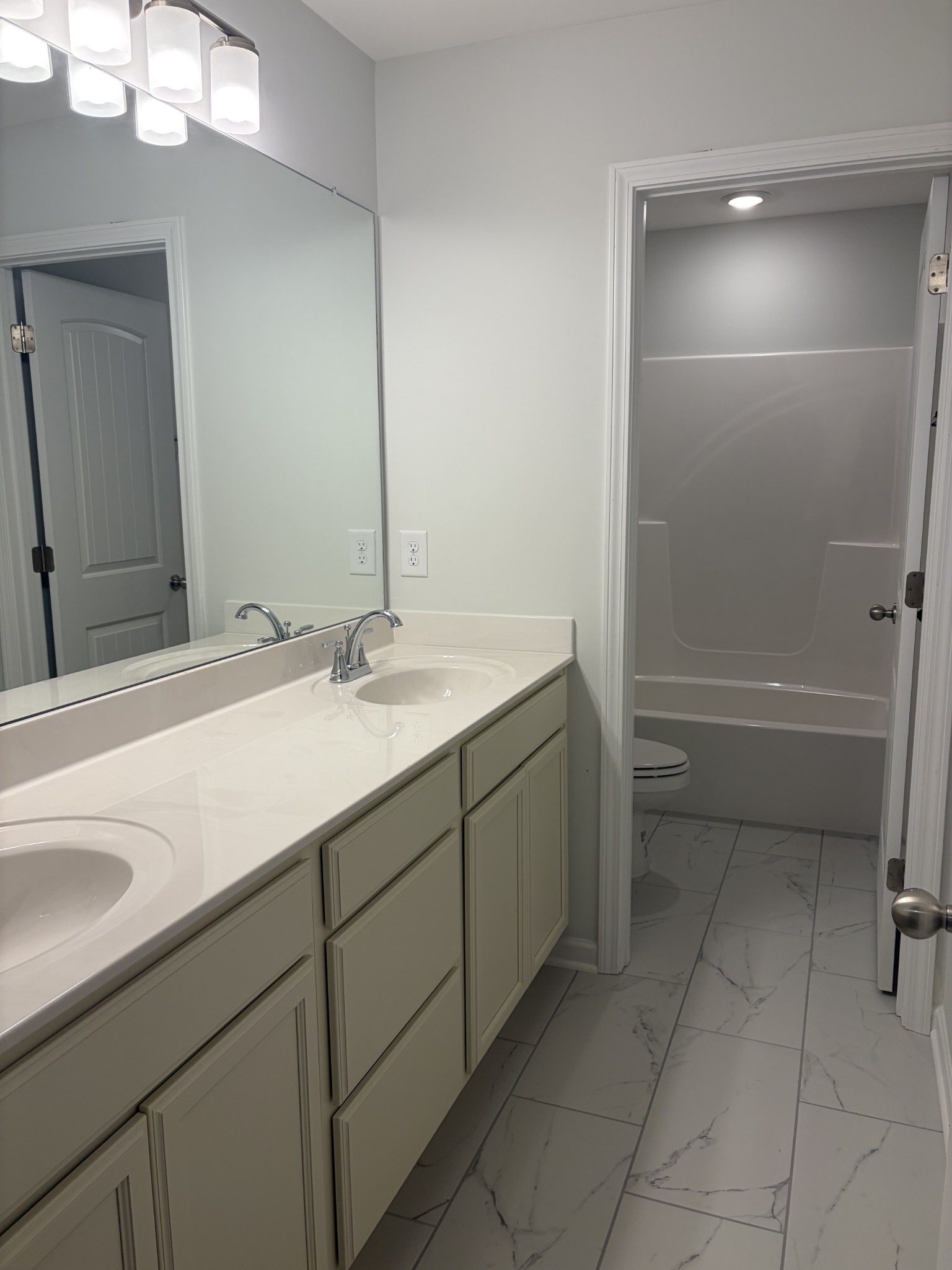 9026 Ada Way Property Photo 18