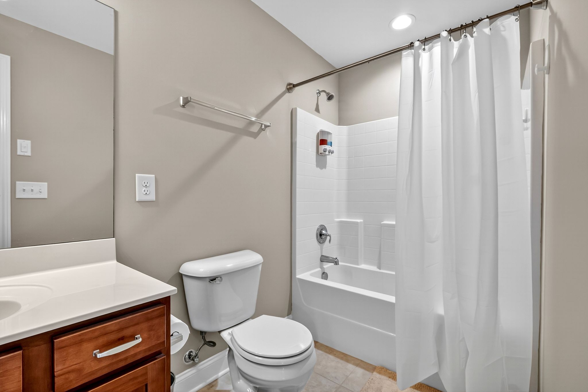 5025 Winslow Dr Property Photo 29