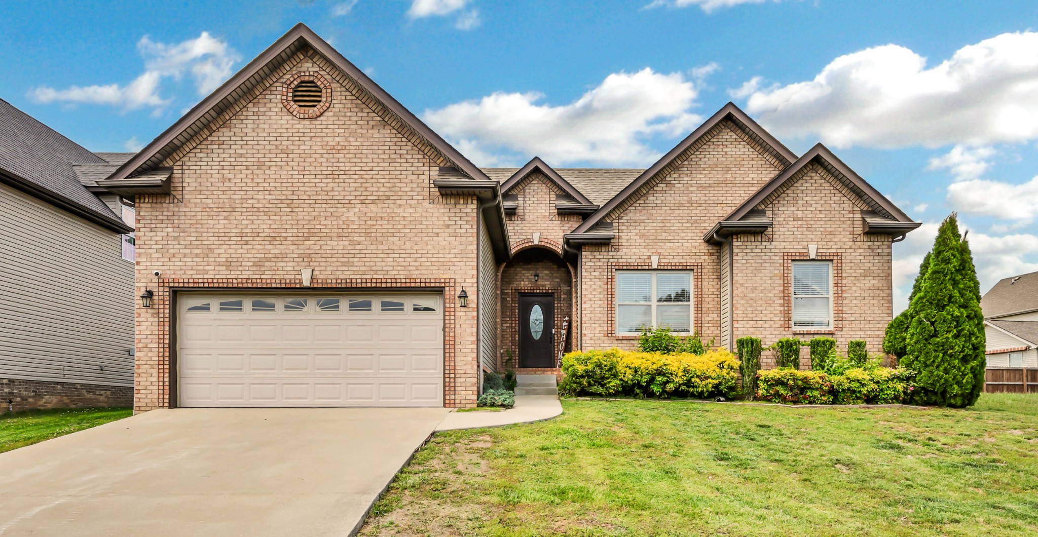 2428 Senseney Dr Property Photo 1