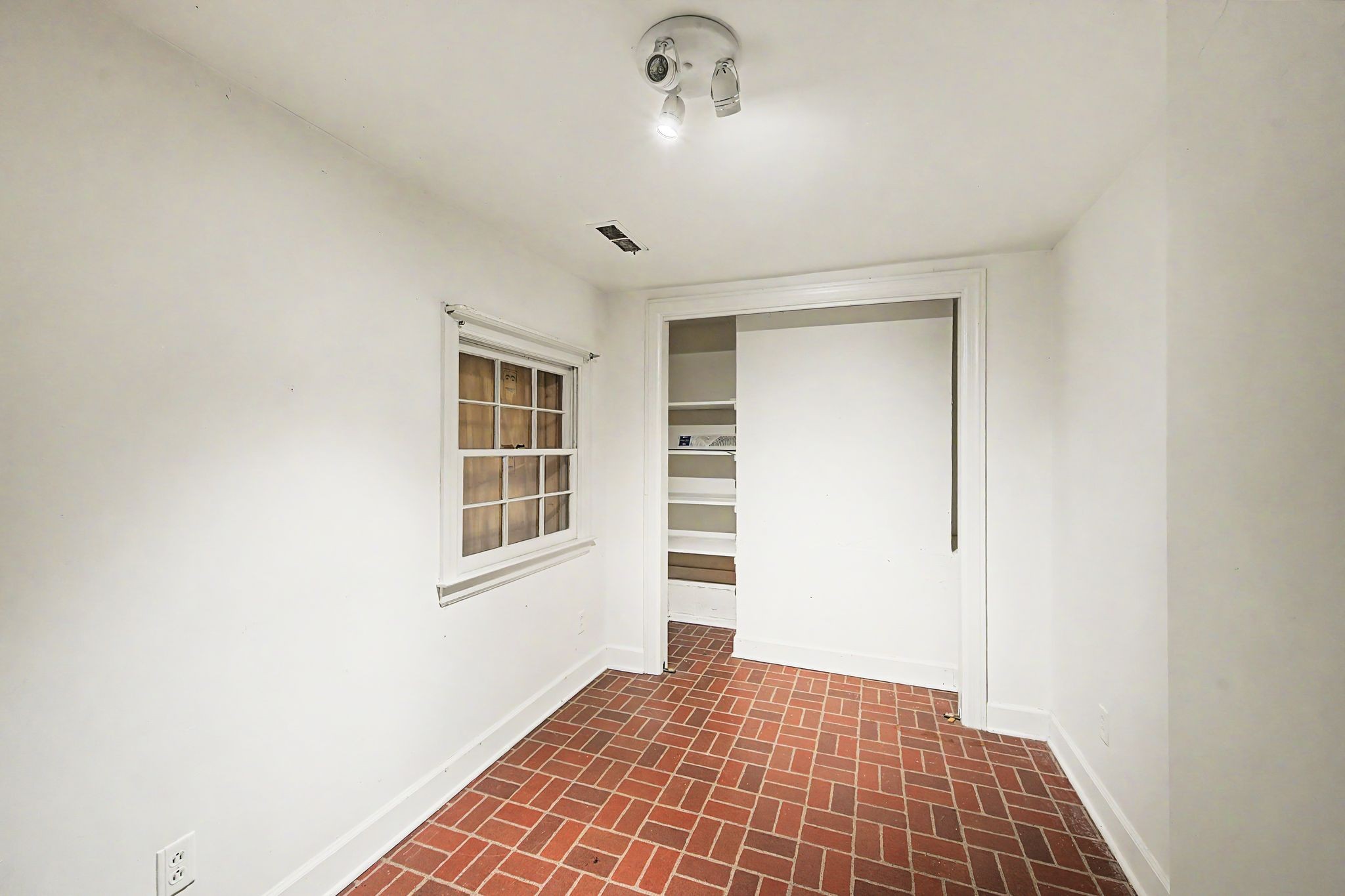 732 Sneed Rd, W Property Photo 34