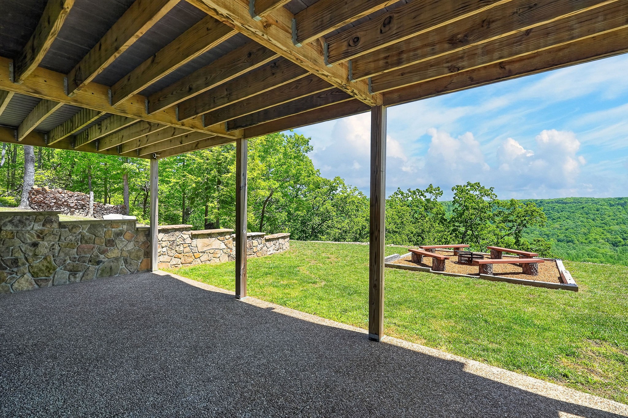865 Eastridge Pass Property Photo 43